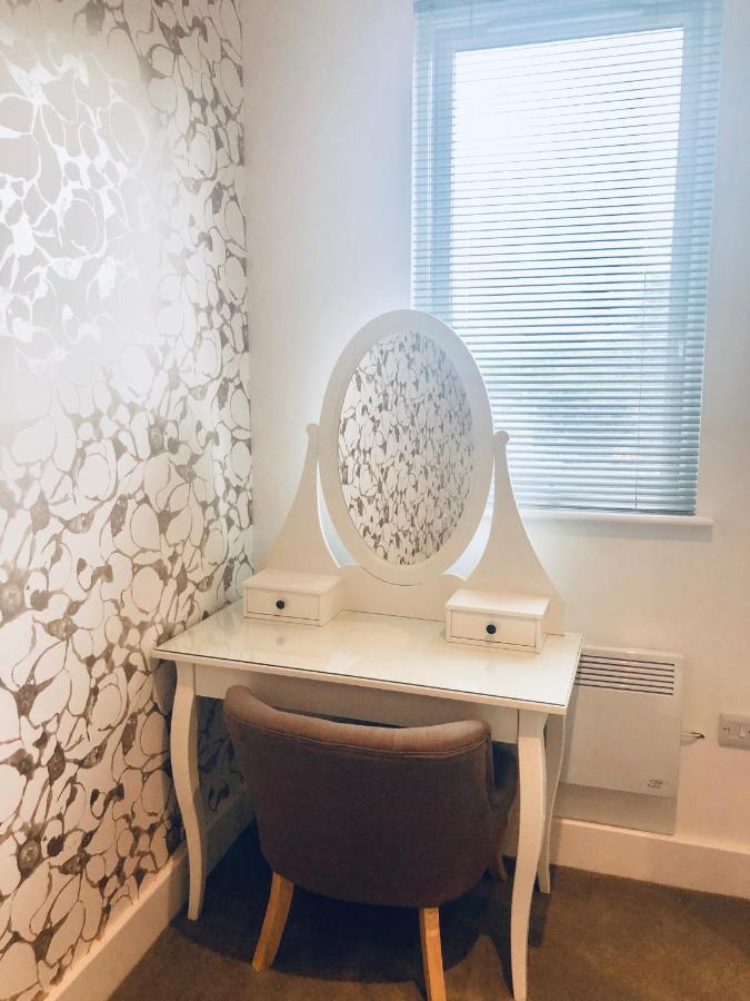 Snapos Luxury Serviced Apartment - Meridian House Bedford Exterior foto
