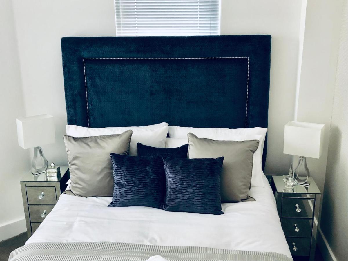 Snapos Luxury Serviced Apartment - Meridian House Bedford Exterior foto